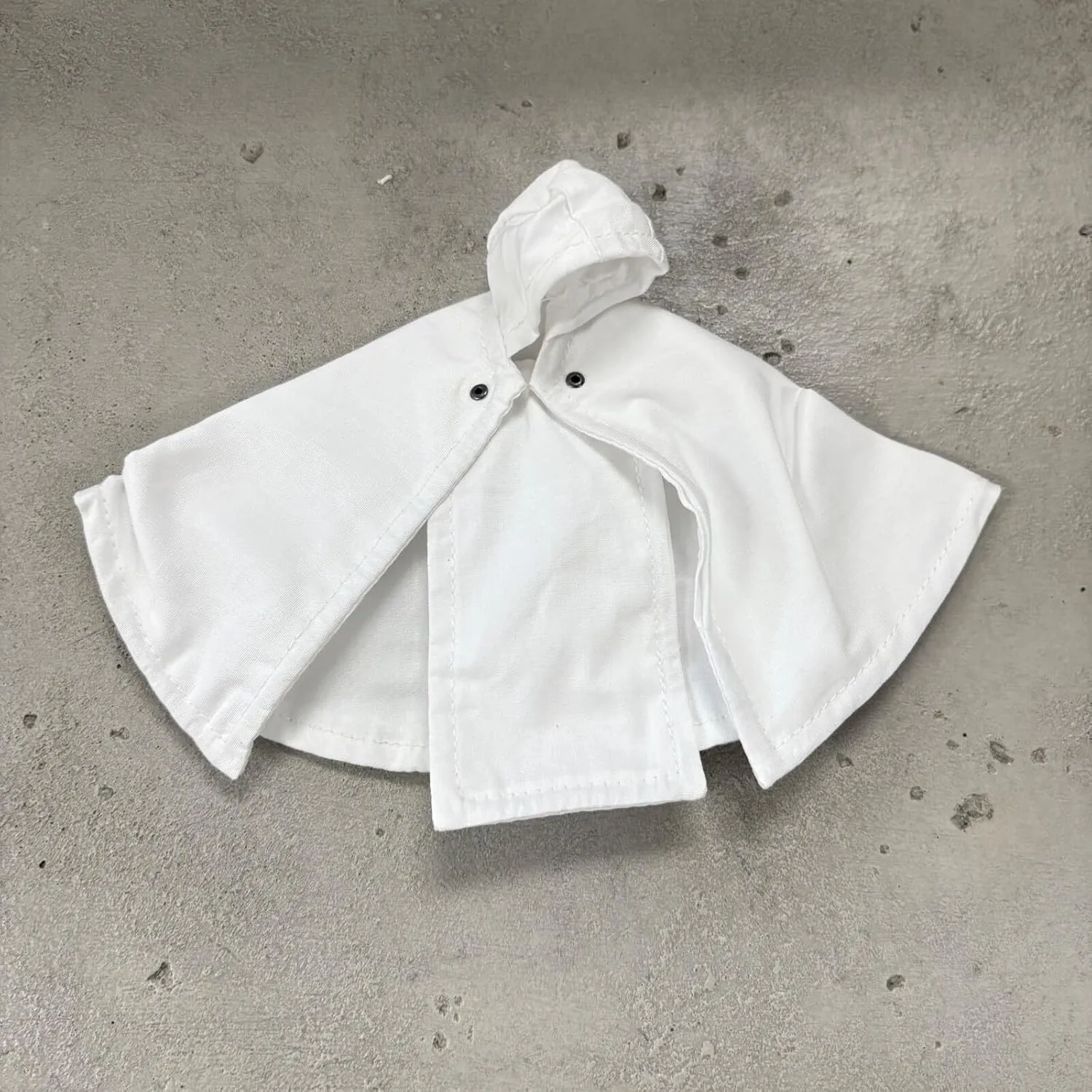 1/12 Scale Miniature Custom Handmade White Tactical Hooded Poncho for Marvel Legends Mezco Punisher Figure