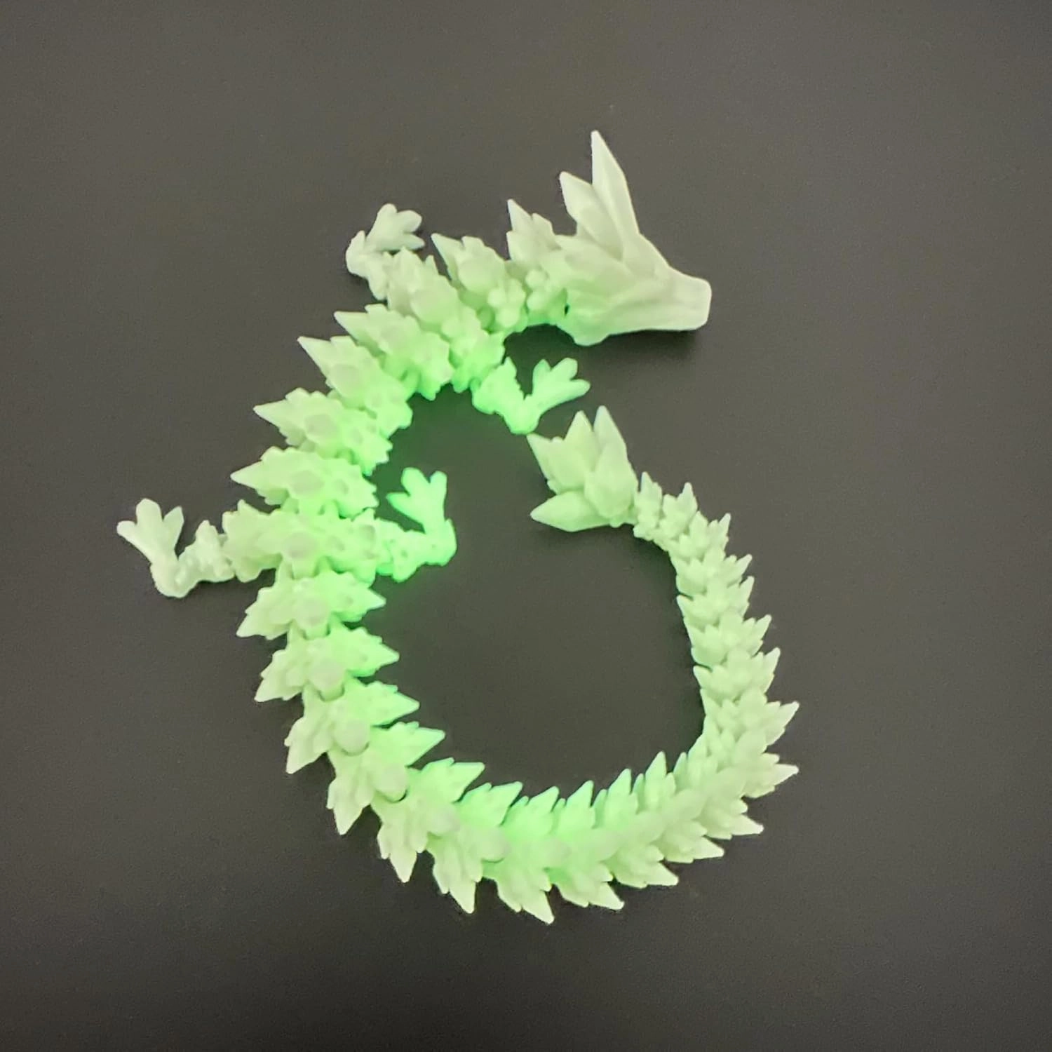 3D Dragon Egg - Glow in The Dark - Surprise Egg with Flexible Crystal Dragon Inside, 3D Printed Gift, Articulated Animal Figurine, Desk Pet Decor