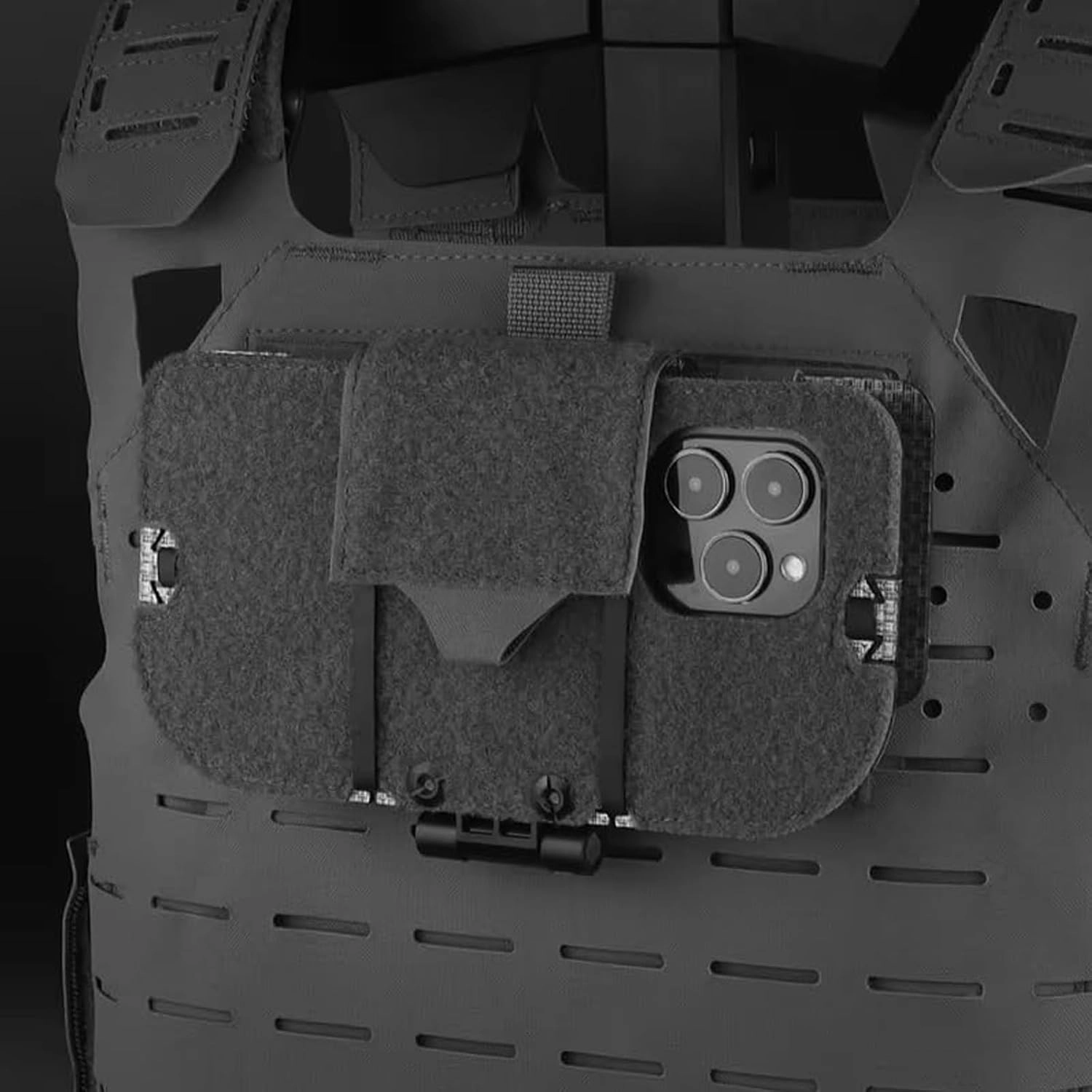 Airsoft Plate Carrier Accessory Molle Phone Mount Outdoor Lightweight Navigation Board for 15Pro, Wide Angle Foldable Phone Holder Chest Rig Hovering Tactical Vest Mount