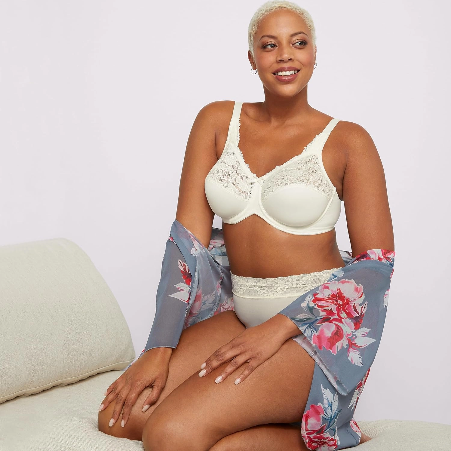 Bali Women's Lilyette Minimizer Underwire Lace Trim, Microfiber Full Coverage Bra