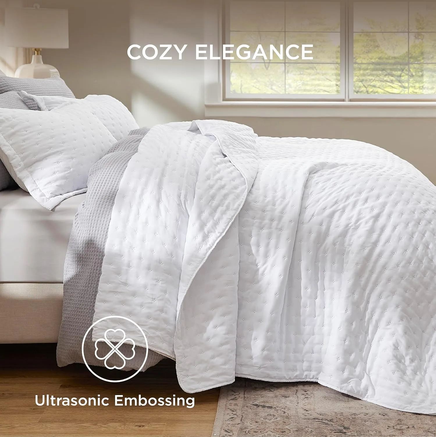 Bedsure Quilts Queen Size - Ultra Soft Queen Quilt Bedding Set for Modern Bedroom Decor, White Summer Bedspread Coverlet with 2 Pillow Shams, Lightweight All-Season Comforter 90x96 Inch