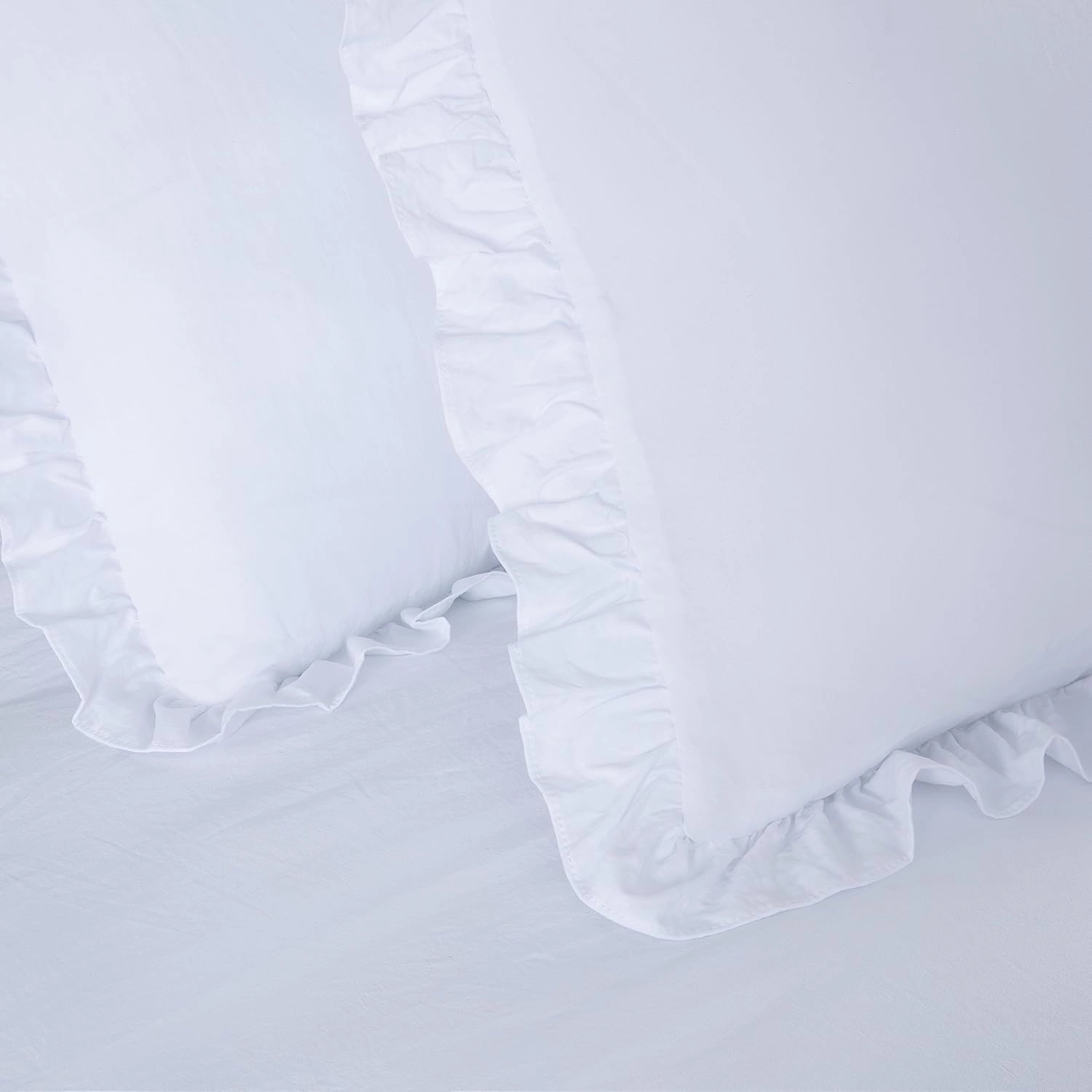 Chezmoi Collection Sinclair 3-Piece Ruffle Skirt Bedspread Set - French Country Chic Farmhouse - Queen, White