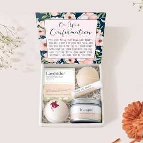Dear Ava Spa Gifts for Women and Girls - Organic Self Care Luxury Gifting Idea Kit Set Basket - Anti Stress Relaxing Bath and Body Gift Box for Her with Heartfelt Card Confirmation Gift for Girls