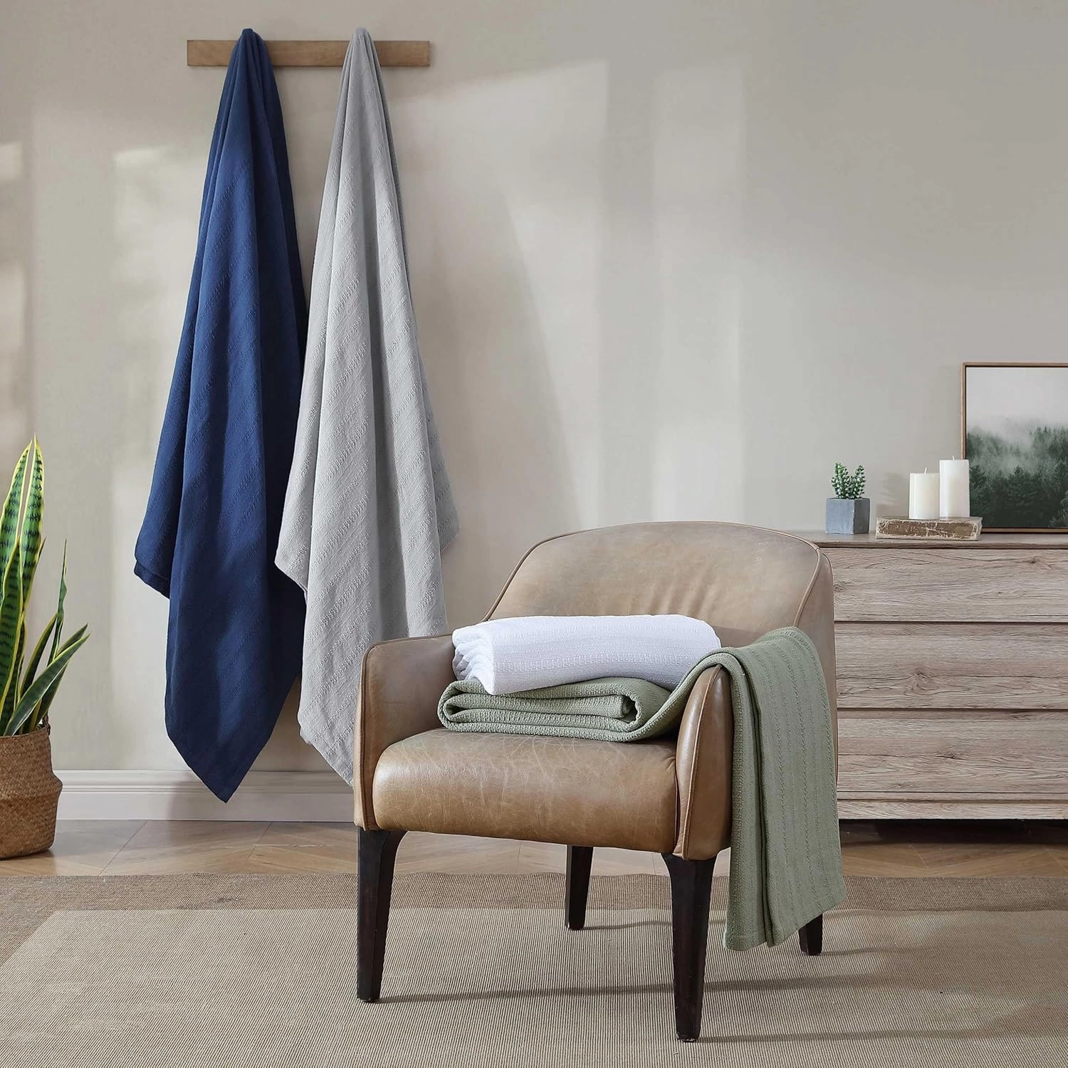Eddie Bauer - Queen Blanket, Premium Cotton Variegated Weave Bedding, Striped Home Decor, Oeko-Tex Certified (Variegated Weave Stripe Grey, Queen)