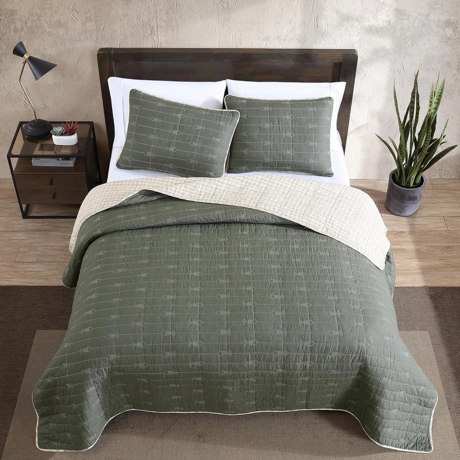Eddie Bauer - Queen Quilt Set, Reversible Cotton Bedding with Matching Shams, Lightweight Home Decor for All Seasons (Troutdale Green, Queen)