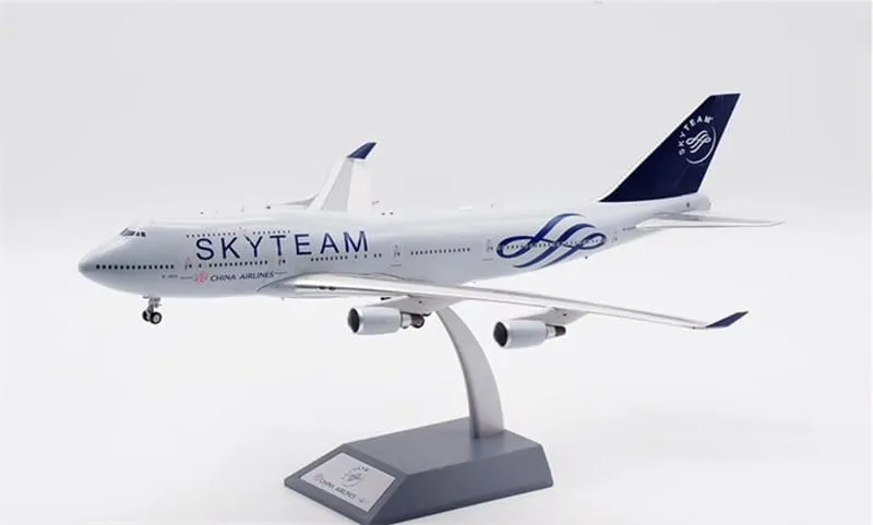 for Albatros China Airlines for Boeing B747-400 B-18211 SkyTeam 1:200 Aircraft Pre-Built Model