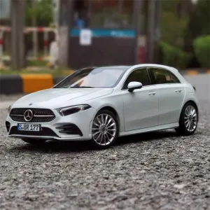 for NOREV 2018 for Mercedes for Benz for A-Class for GLA A180 for AMG Hatchback White 1:18 Truck Pre-Built Model