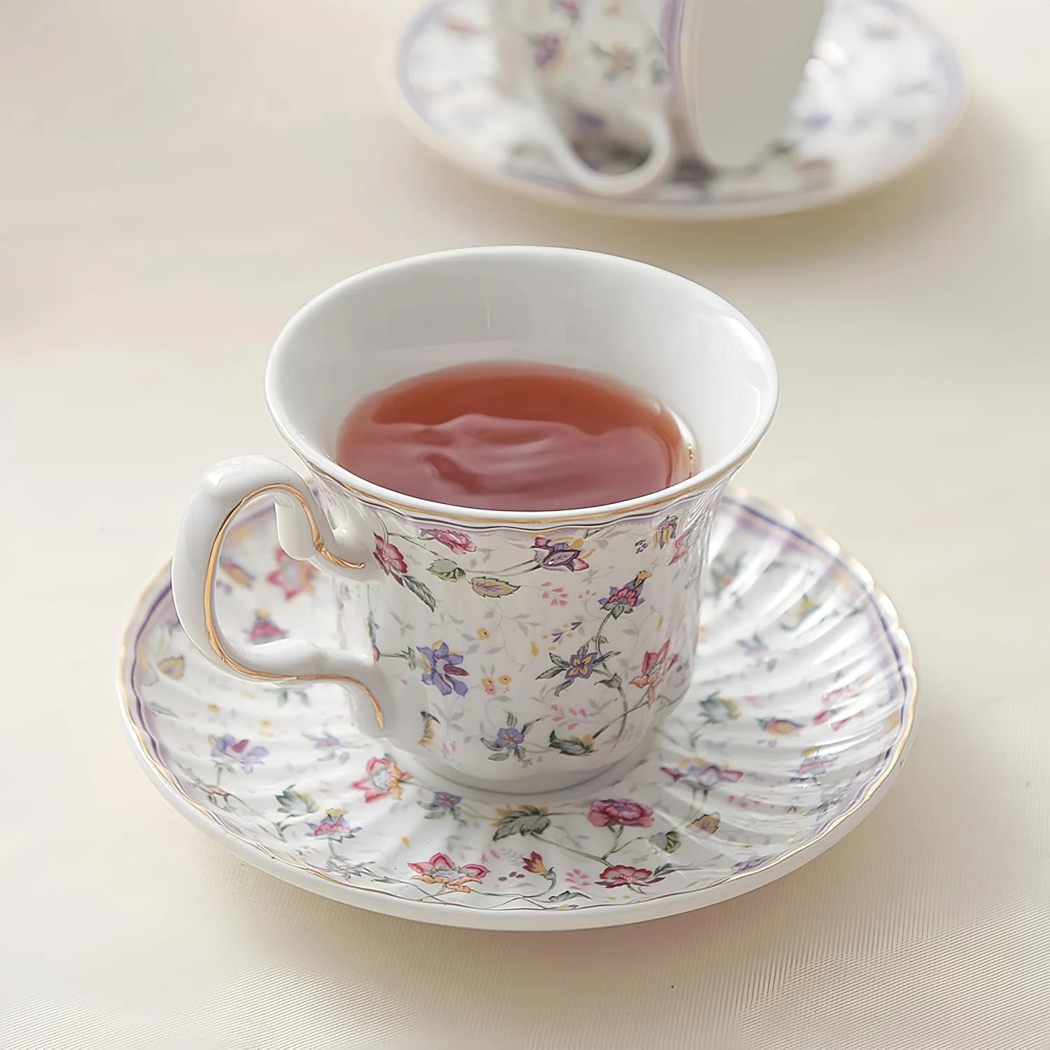 GOMMO Vintage Style Fine China Tea Cup and Saucer Set for 1 English Elegant China Tea Cup, 7 oz Cappuccino Espresso Latte Cup Mug (1, Purple Vintage)