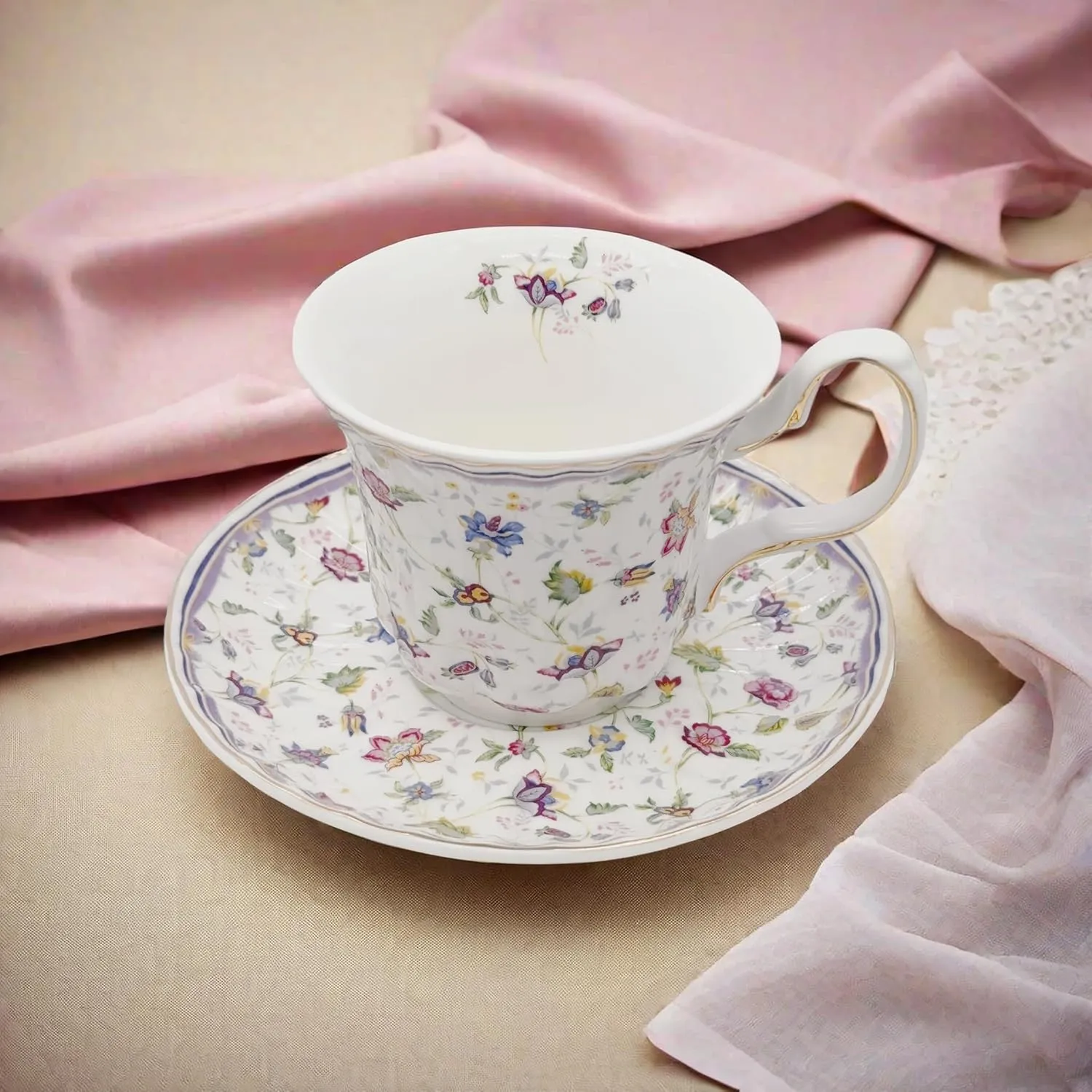 GOMMO Vintage Style Fine China Tea Cup and Saucer Set for 1 English Elegant China Tea Cup, 7 oz Cappuccino Espresso Latte Cup Mug (1, Purple Vintage)