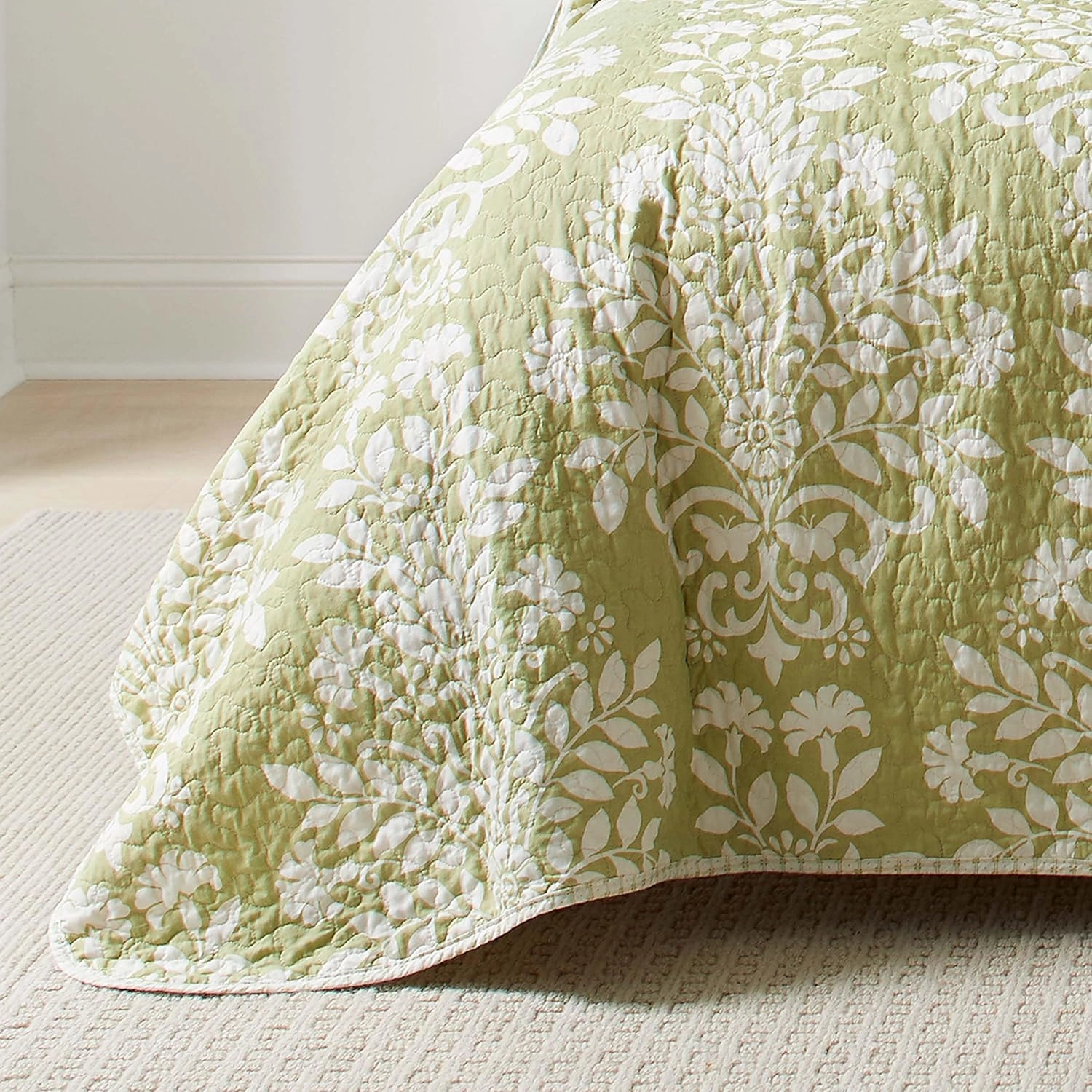 Laura Ashley - Queen Quilt Set, Reversible Cotton Bedding with Matching Shams, Home Decor for All Seasons (Rowland Sage, Queen)