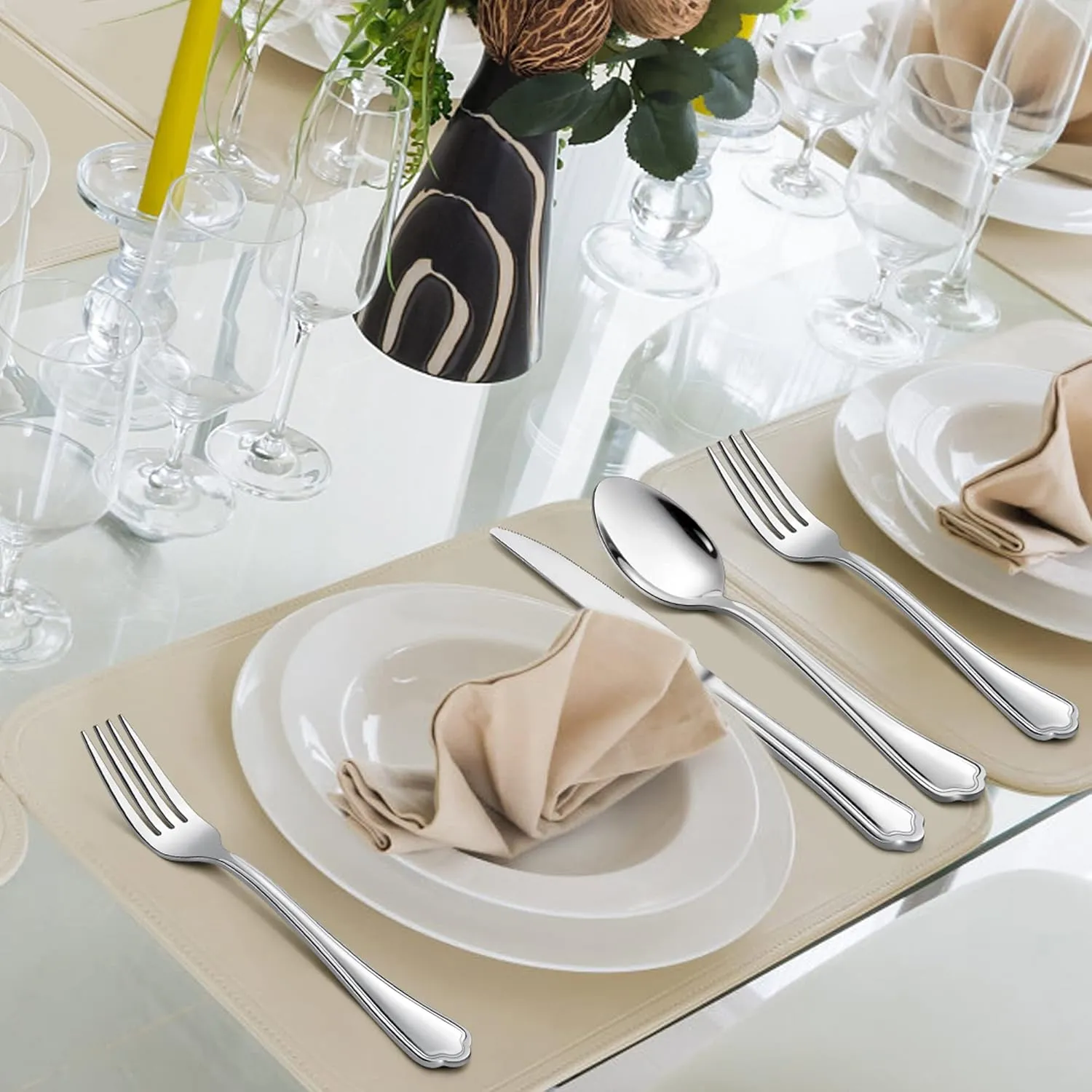 LIANYU 40-Piece Silverware Flatware Set for 8, Stainless Steel Cutlery Eating Utensils Set with Scalloped Edge, Include Knives Forks Spoons, Dishwasher Safe, Mirror Polished