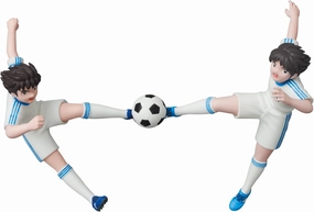 MEDICOM Toy UDF Ultra Detail Figure No. 709 Captain Tsubasa Series 2 Tsubasa Ozora & Taro Misaki (Twin Shoot), Total Height Approximately 3.0 inches (75 mm), Non-Scale, Painted Finished Product