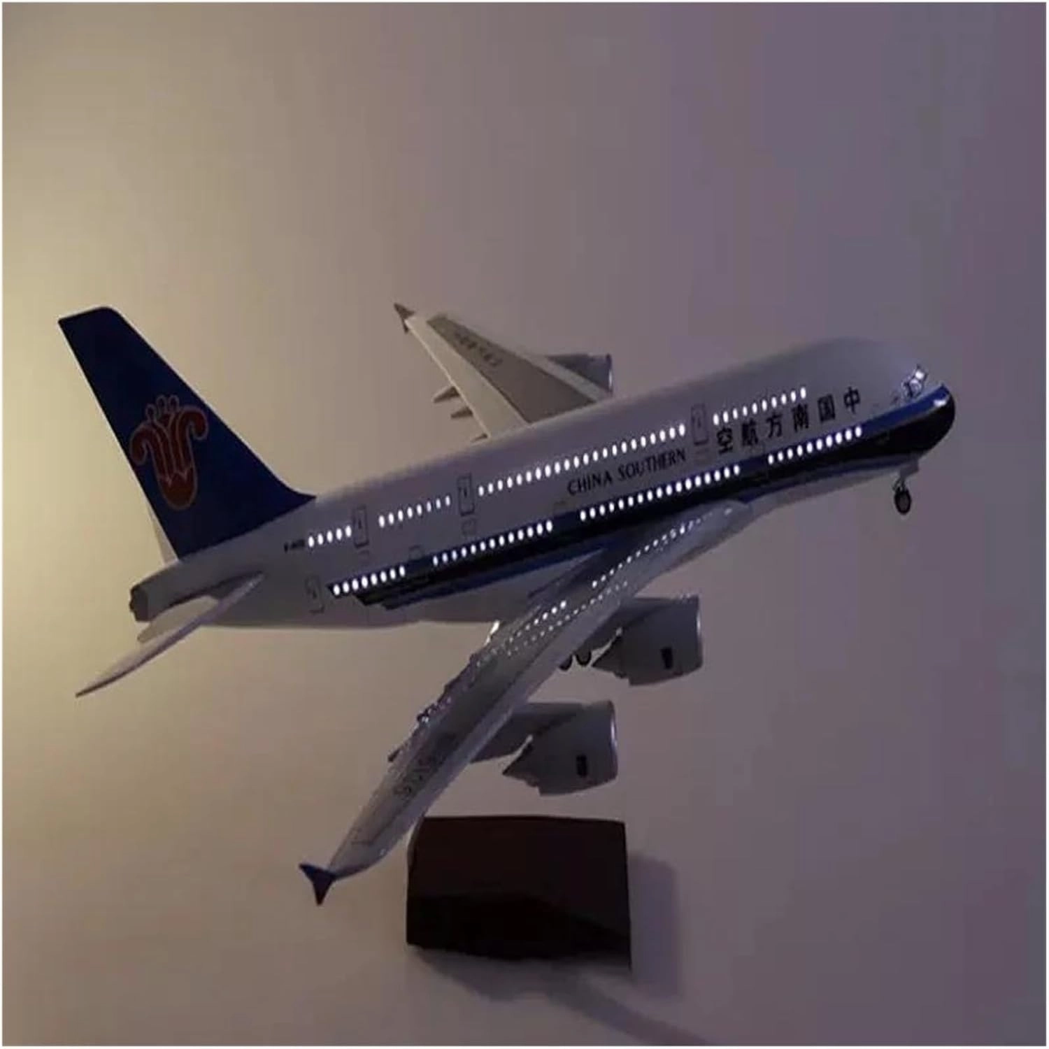 Metal Aircraft Model 1/160 for A380 Southern Model Aircraft Metal Planes Resin Collection Static Display Aviation Enthusiasts(No Light)