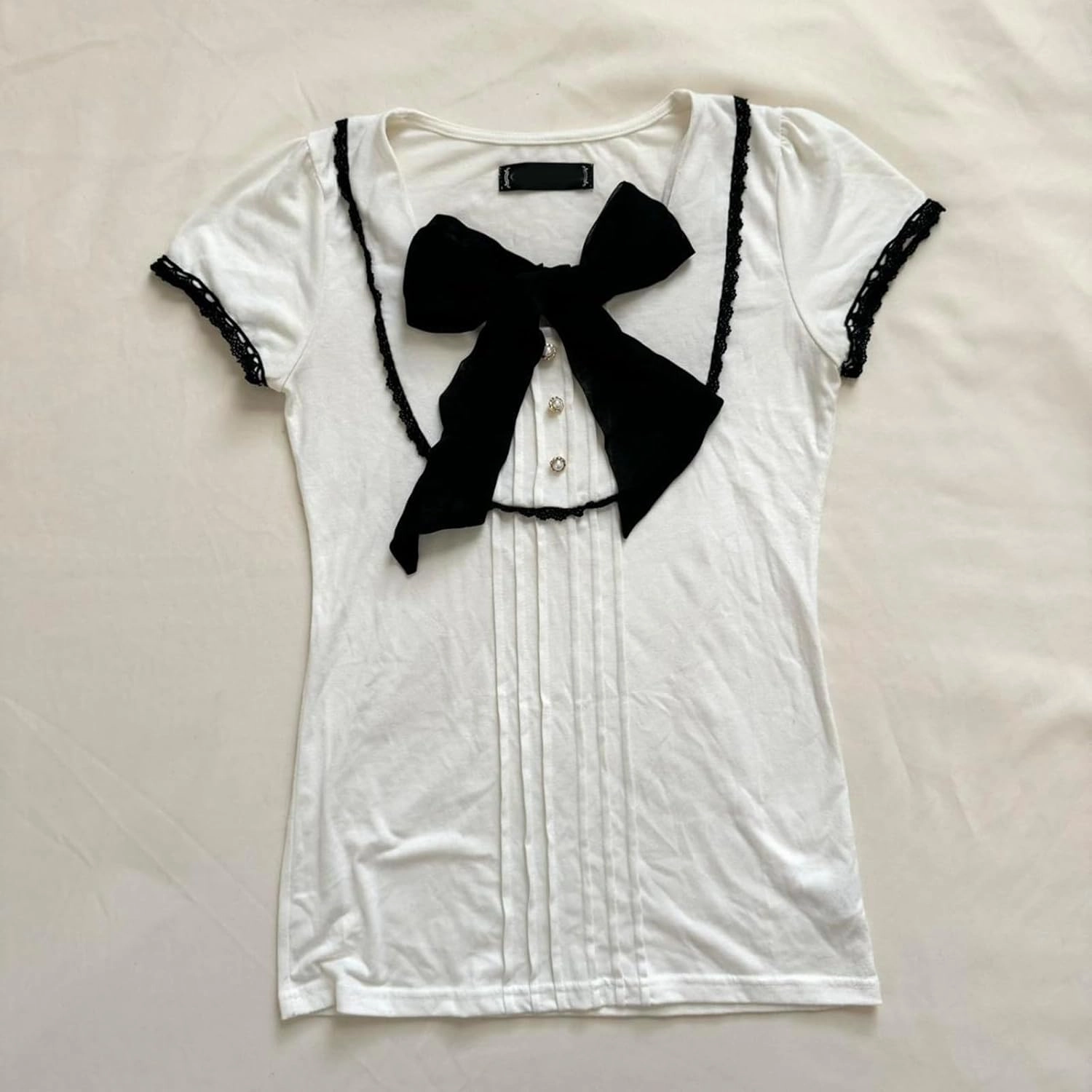 Mxiqqpltky Lace Trim Crop Tops for Women Y2k Fairy Grunge Tee Tops Cap Sleeve Low Cut Slim Fit Aesthetic Babydoll Tee Shirt