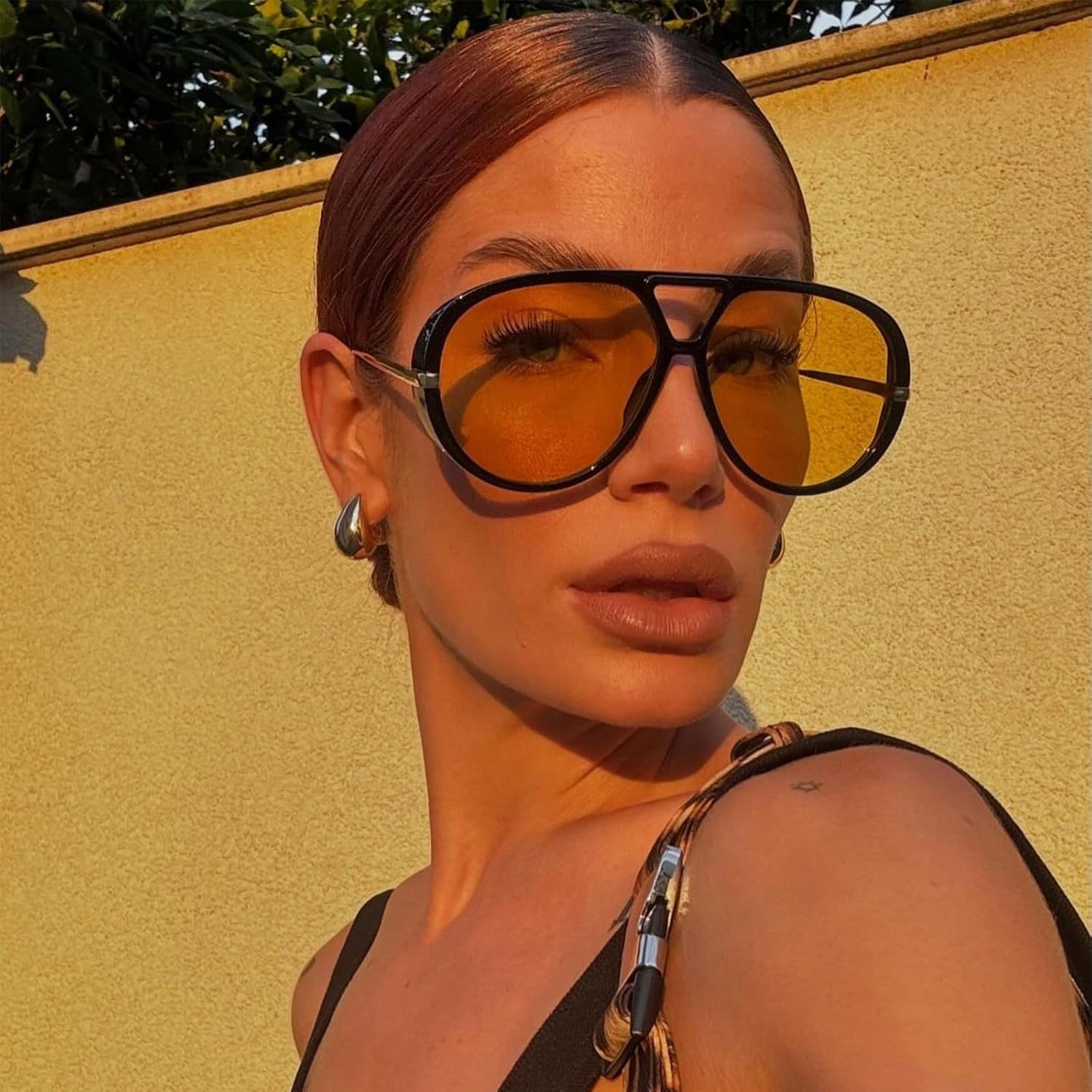 Oversized Aviator Sunglasses with Earring for Women Large Big UV400 Protection Designer 2025 Ladies Shades