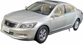 Scale Metal Car Model 1:18 for Honda Accord 8th Generation Out of Print Alloy Collection Car Model Die-cast Holiday Die Cast Vehicles