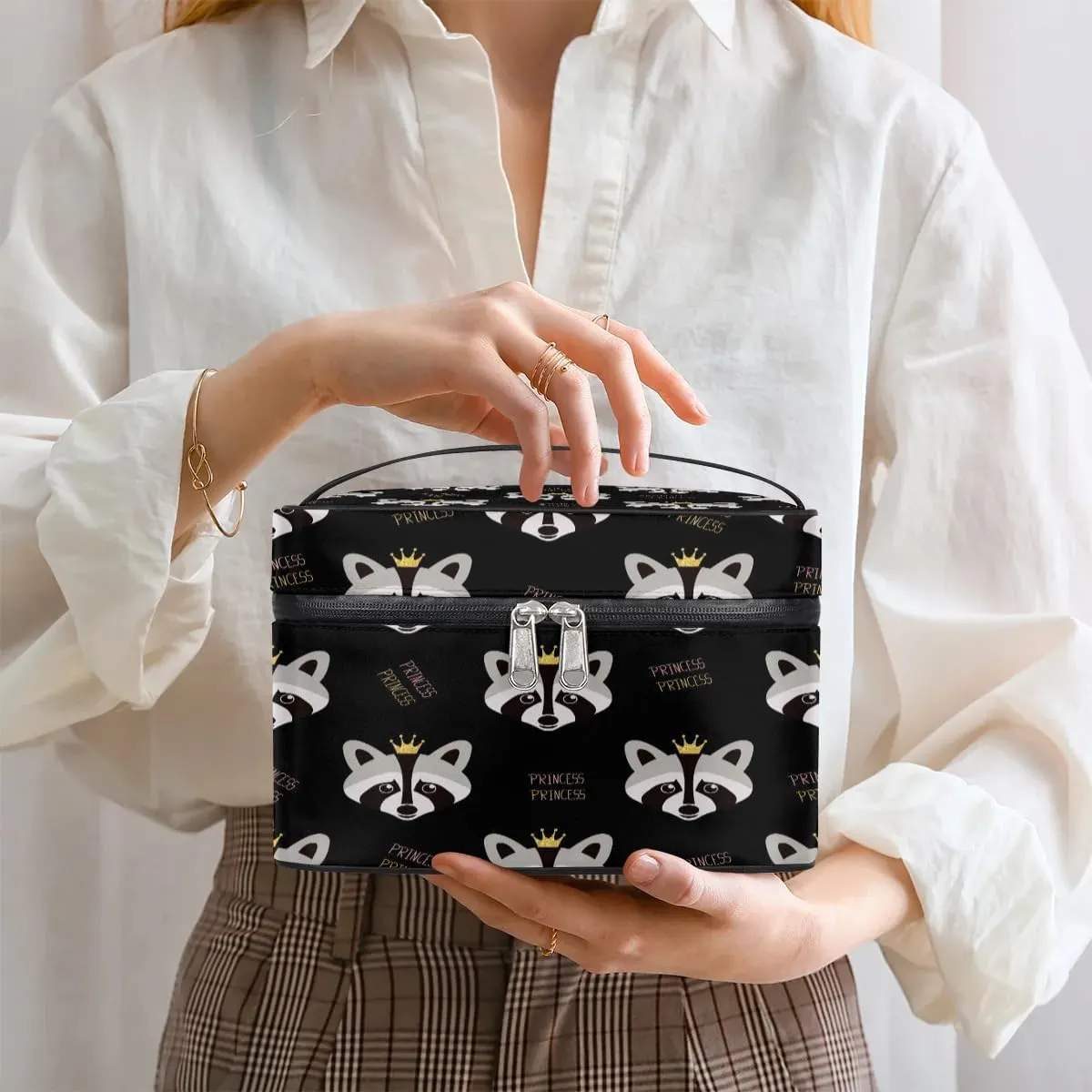 Travel Makeup Bag, Cute Animal Cosmetic Bag for Women Girls, Portable Large Toiletry Bag Case Organizer for Toiletries Accessories Brushes