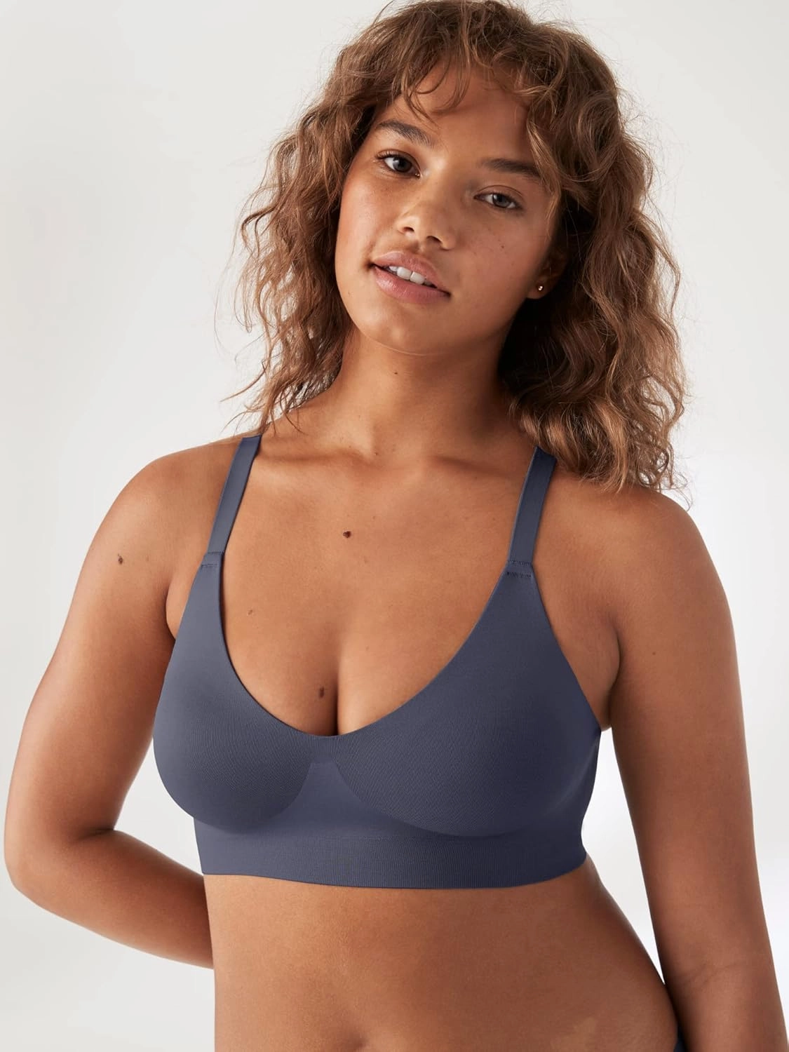 True & Co Women's Soft Form V Neck Adjustable Strap Bra