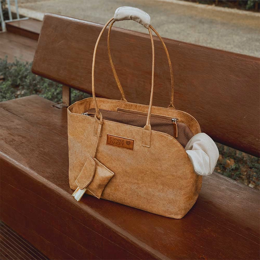 Vogue Eco-friendly Dupont Waterproof Pet Carrier - City Roamer