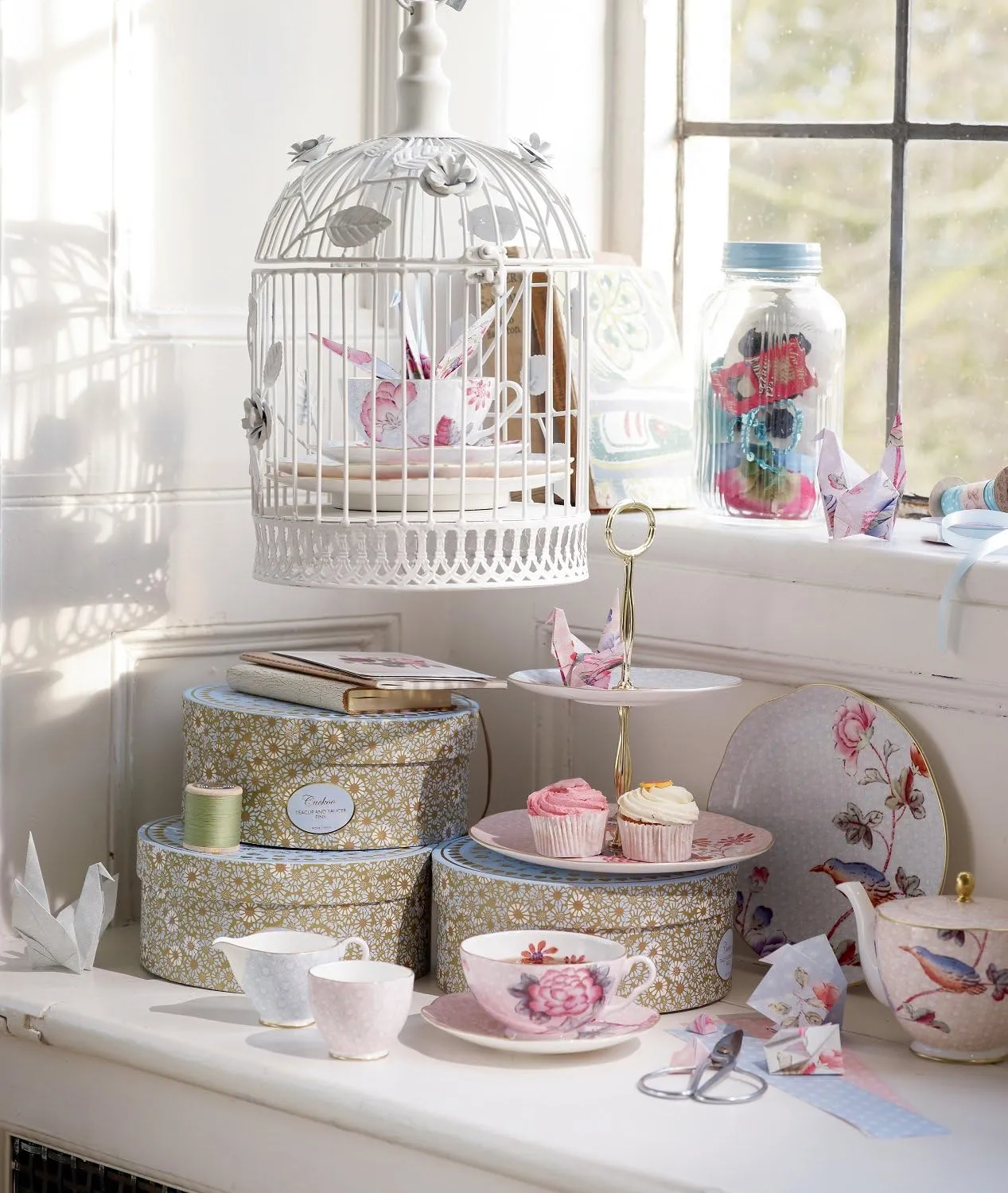 Wedgwood Cuckoo Teacup & Saucer Set