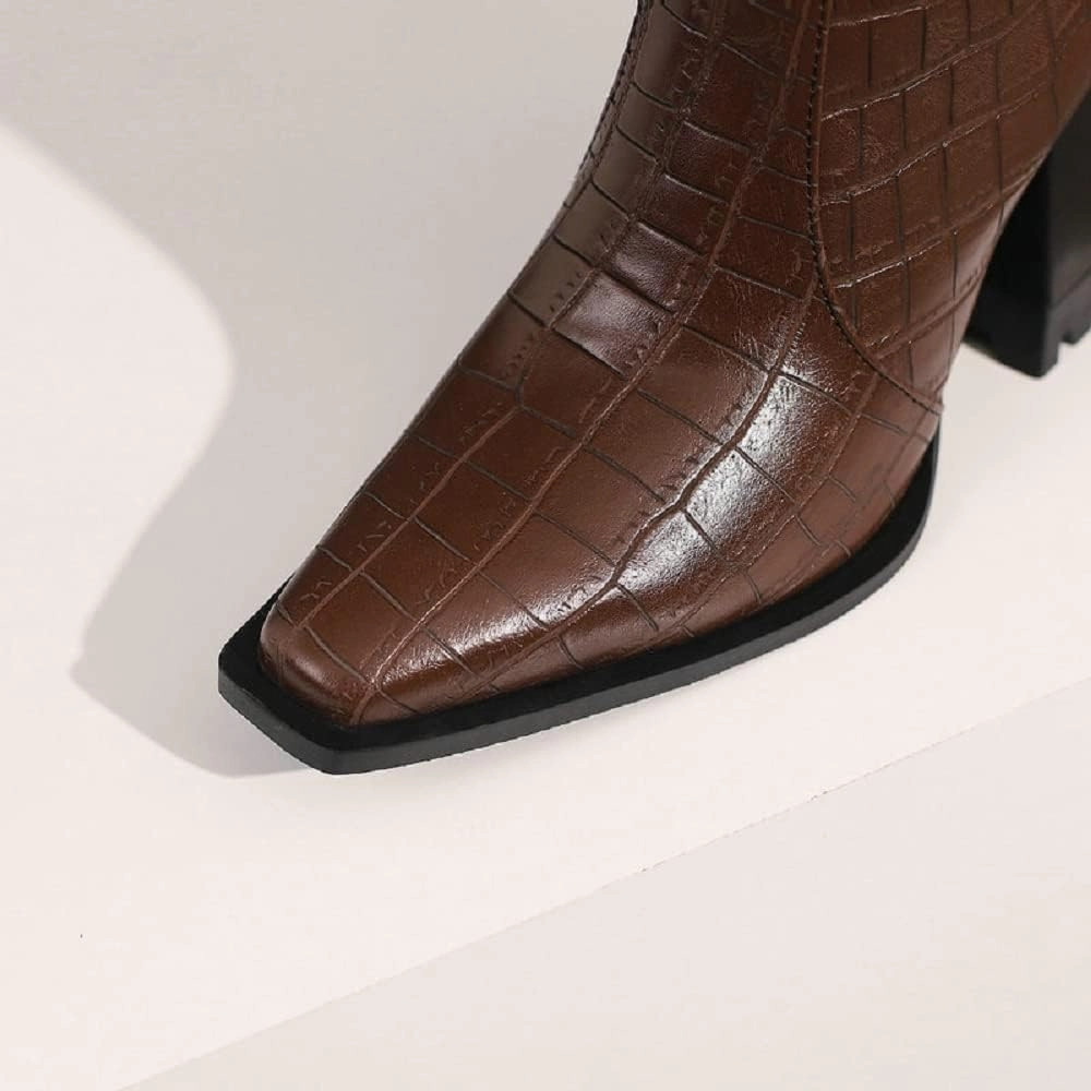 Women's Snake Pattern Length Boots Tall Chunky Heel Pointed Toe Knee-High Boots Autumn And Winter Chain Belt Buckle Knight Boots