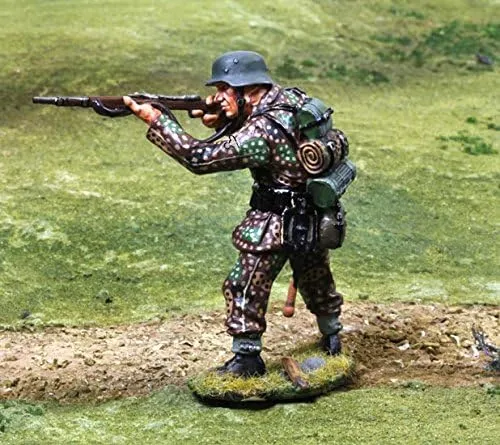 WWII Toy Soldiers D-Day Normandy German Waffen Infantry Firing Figure Collectors Showcase Toy Soldiers Painted Metal 54mm CS00804 Britains Thomas Gunn King and Country Type